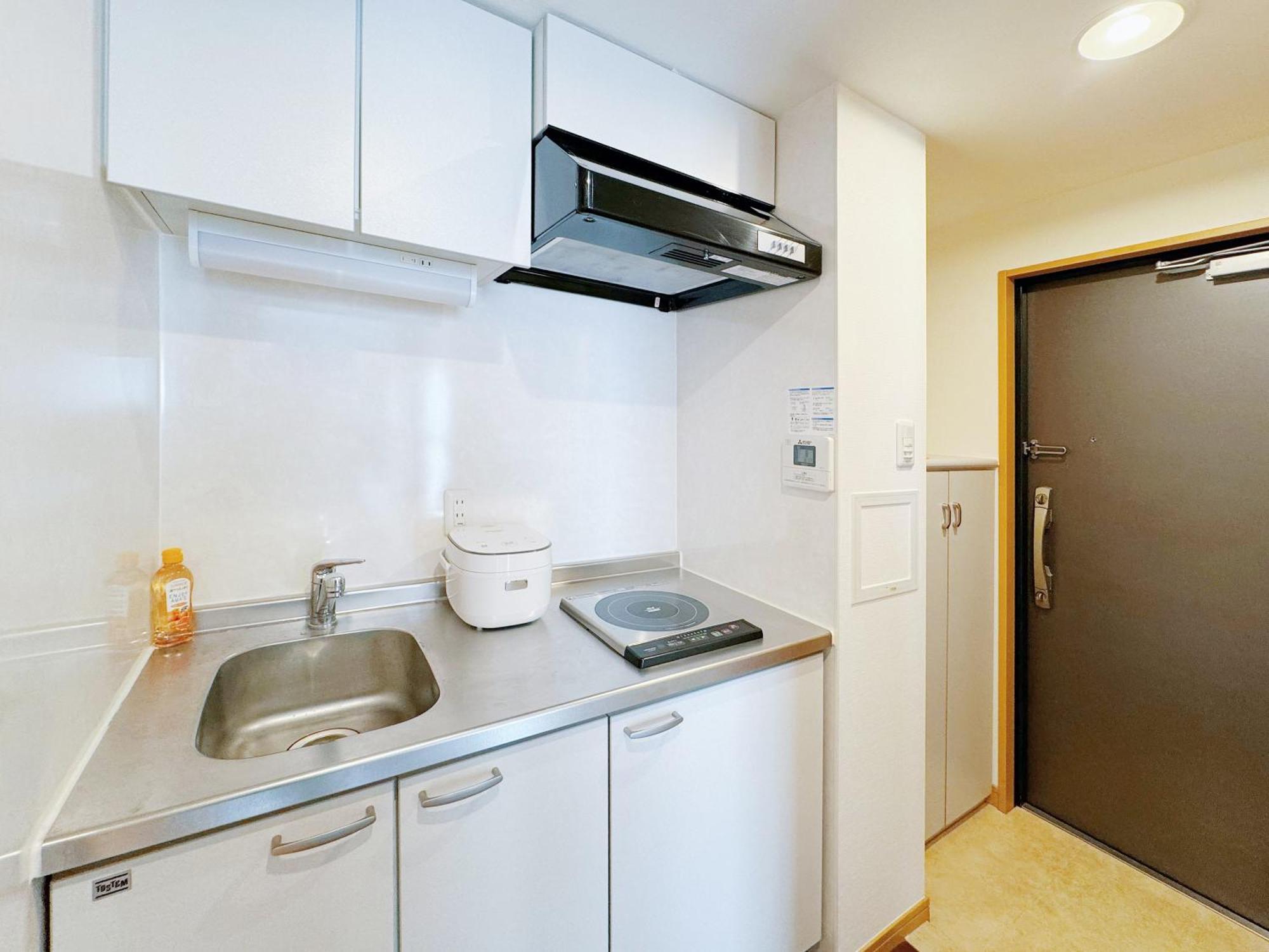 Apartemen クリスタルコート難波 *