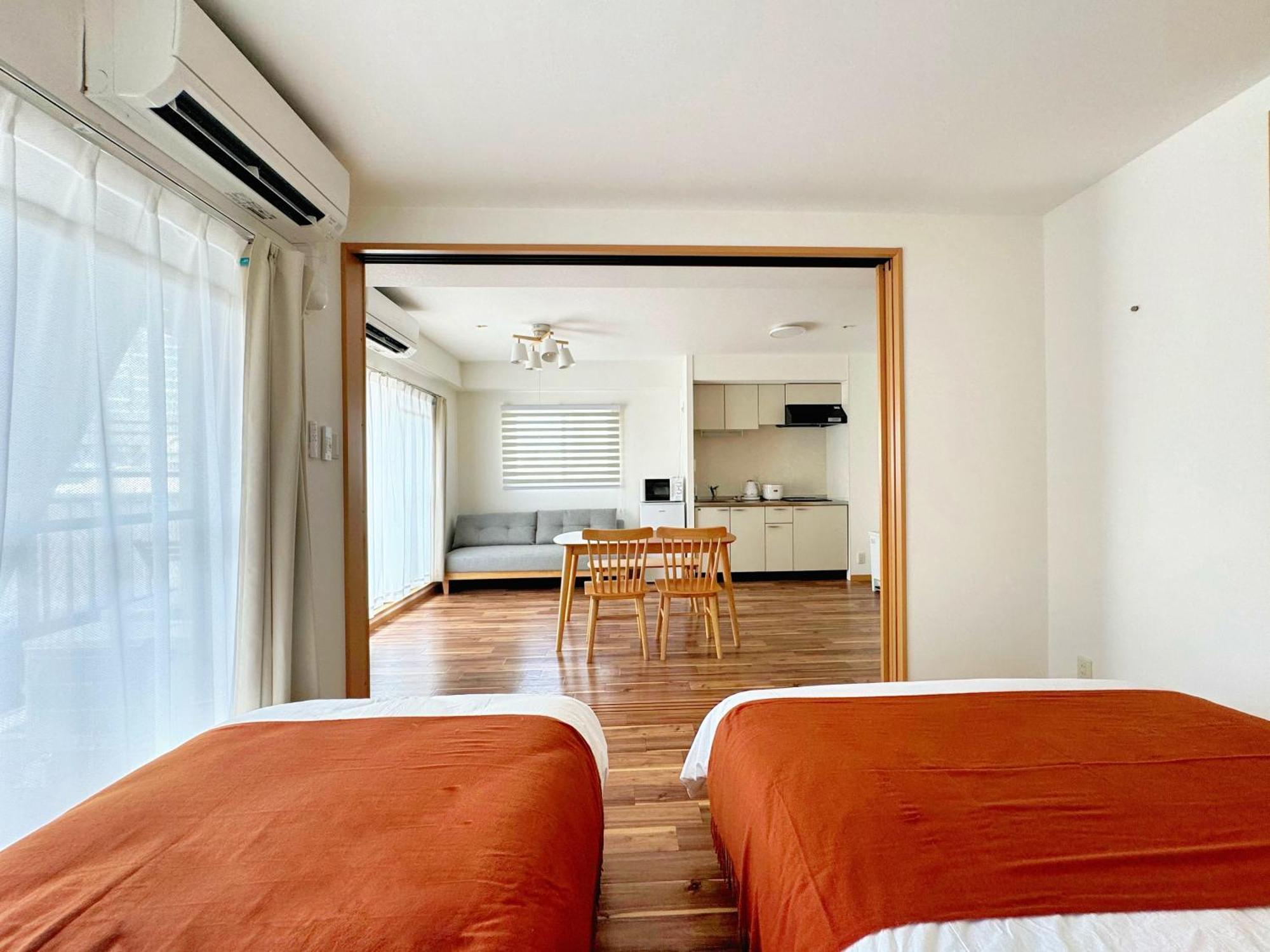 Apartemen クリスタルコート難波