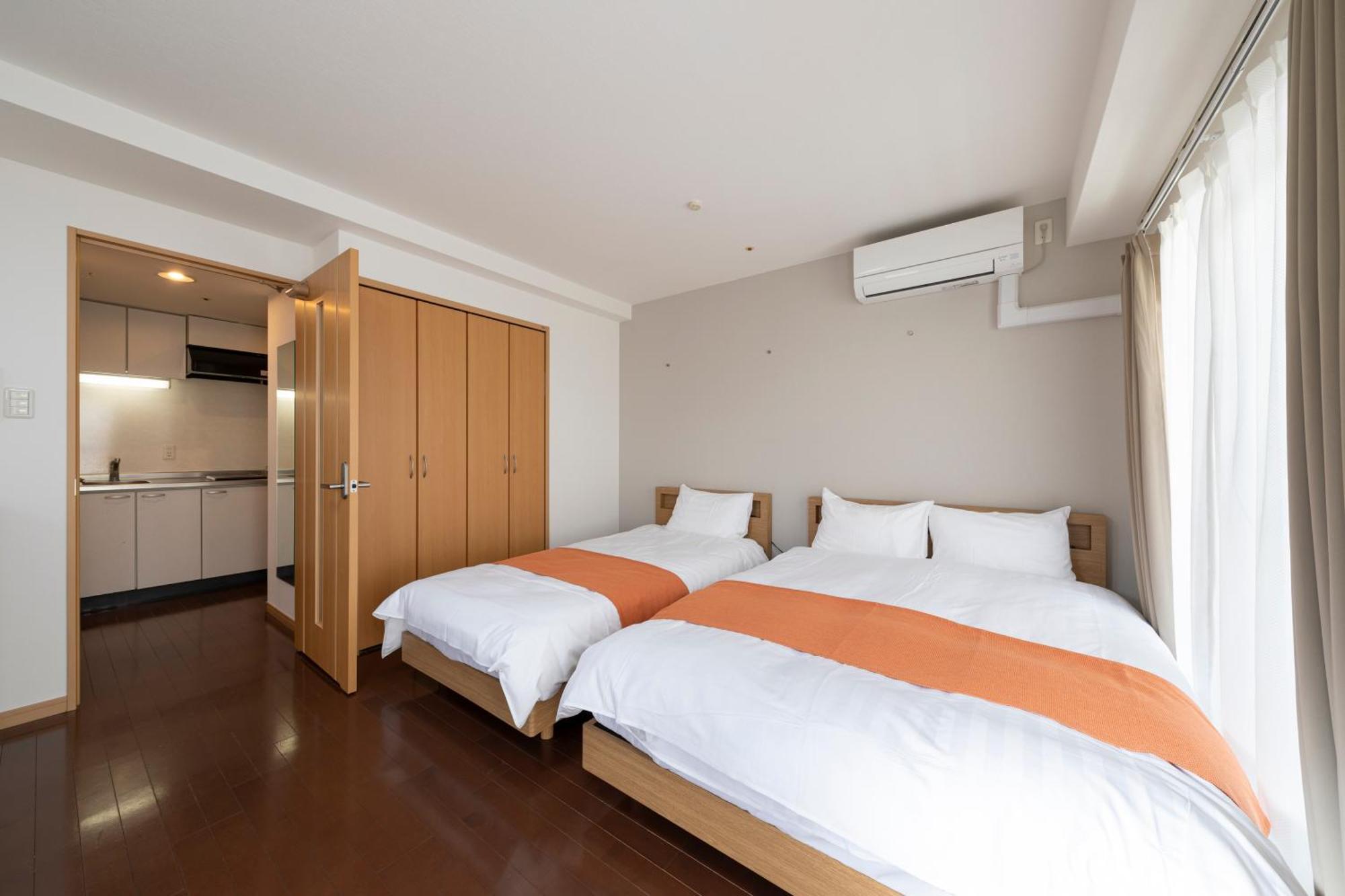 Apartemen クリスタルコート難波 *