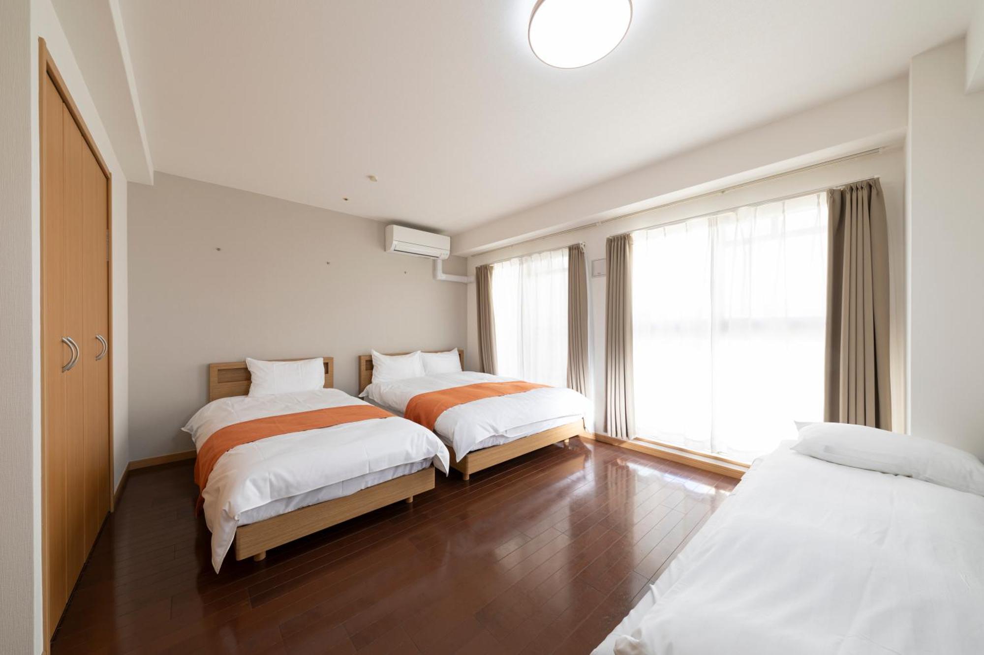 クリスタルコート難波 Apartemen Osaka