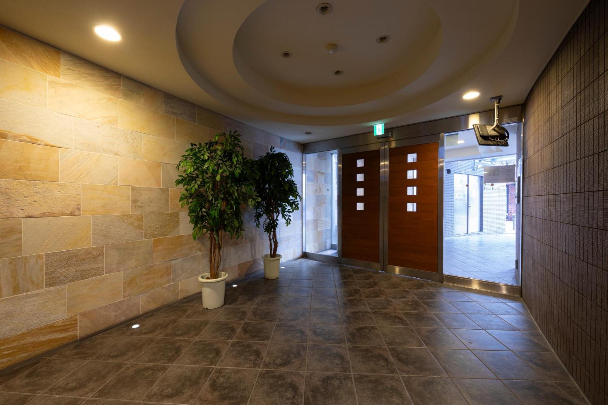 Apartemen クリスタルコート難波